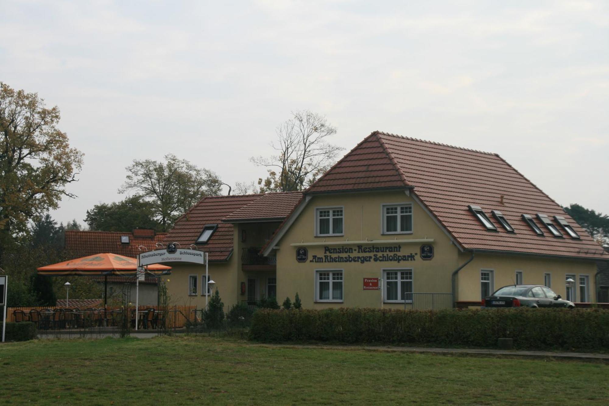 Pension Am Rheinsberger Schlosspark Esterno foto